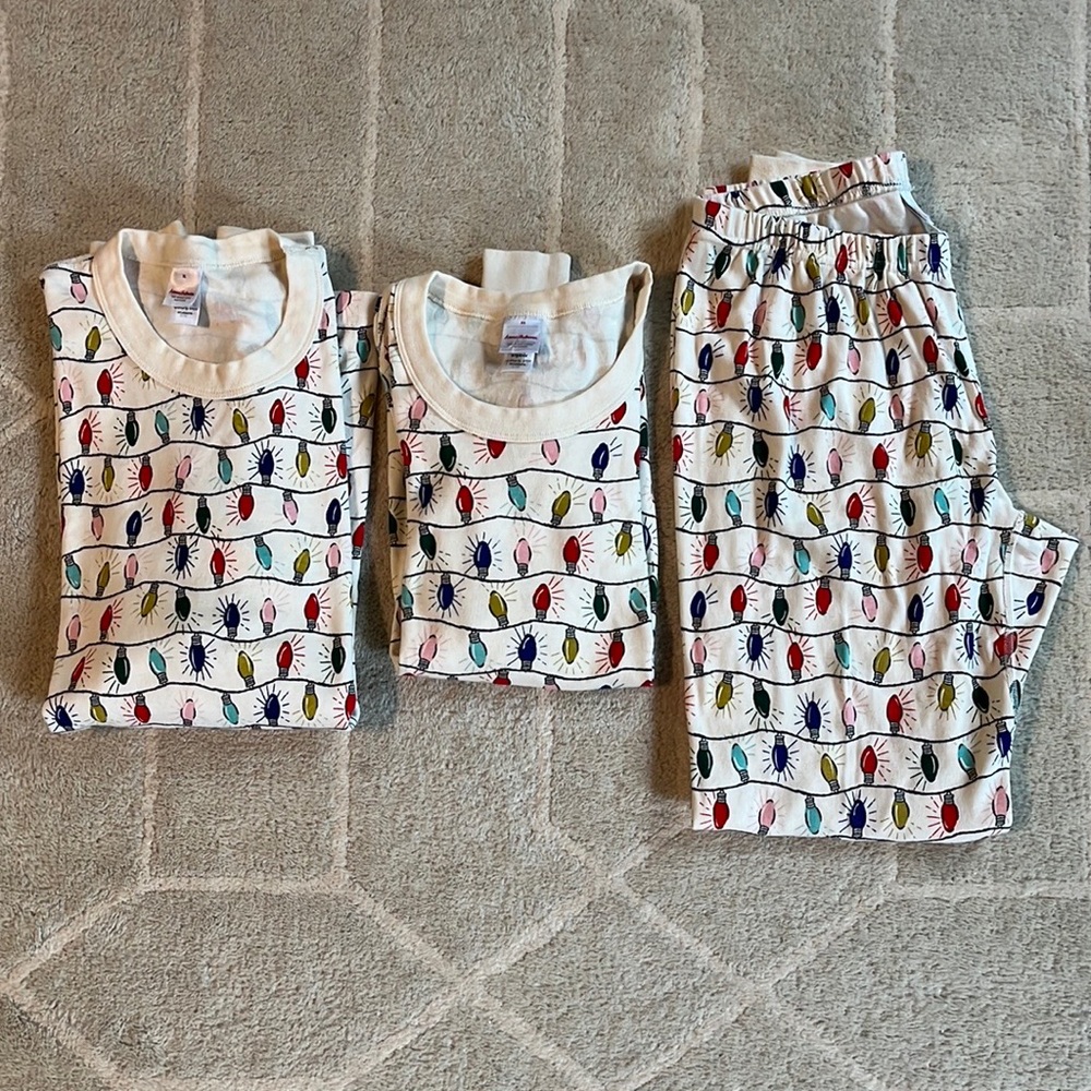 Hanna Andersson Bright Bulbs Organic Pajamas
